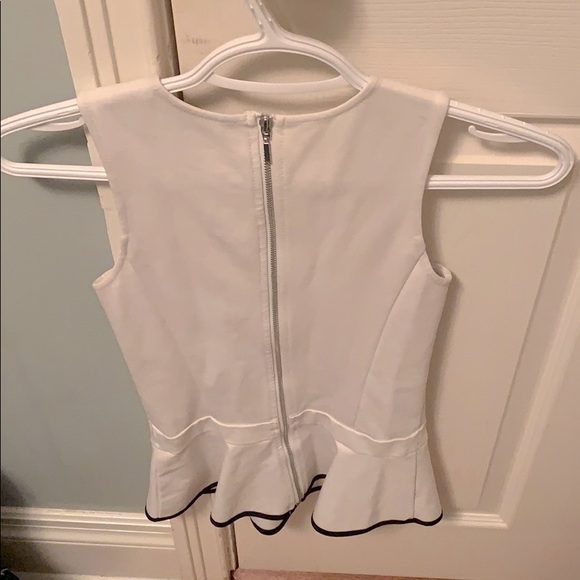 XS Armani Exchange white top. - Picture 3 of 3